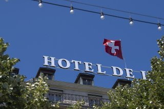 Les régions périphériques, qui devaient lutter avant la pandémie, ont largement profité du changement des priorités de la part de la clientèle, avec plus de valeur accordée à la proximité, à la tranquillité, à la facilité d'accès, mais aussi au tourisme durable. (KEYSTONE/Martial Trezzini) KEYSTONE/MARTIAL TREZZINI